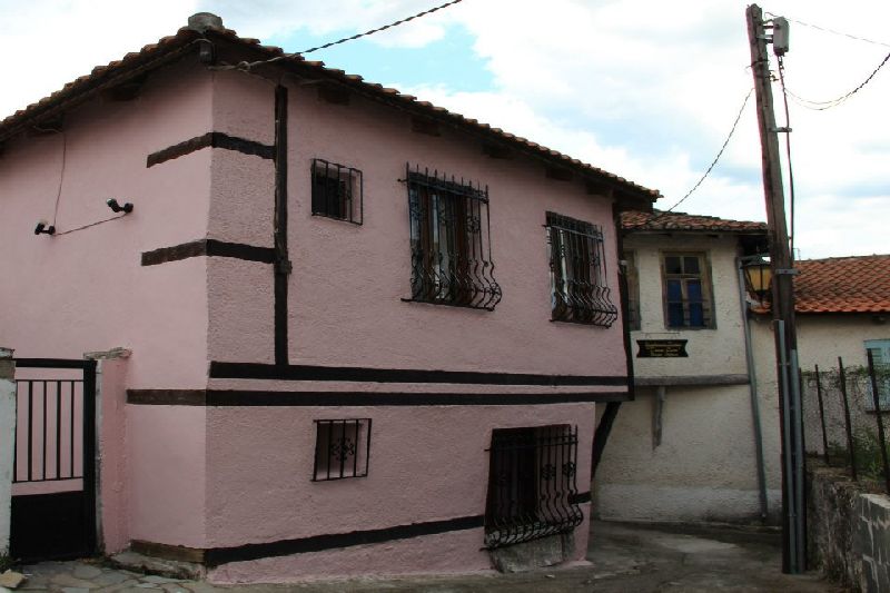 Guest House “Xenios Zeus”