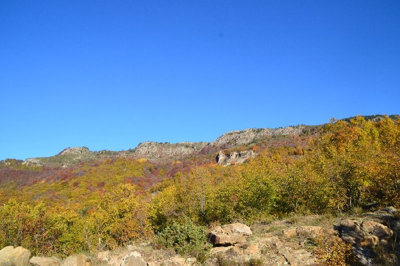 Κορυφή “Μαύρη Πέτρα” με υψόμ. 1.588 μ. (Κορυφή νο 3).